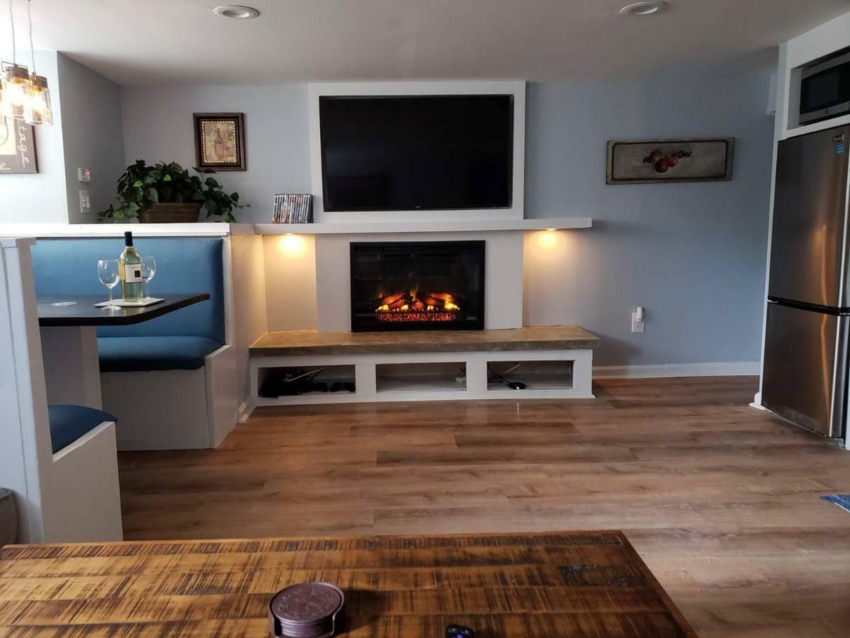 Luxury 2 Bedroom Apartment W/ Free Parking ワシントン エクステリア 写真